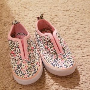 Floral pink shoes